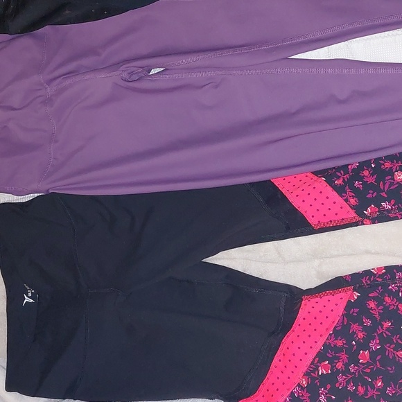 Workout Leggings Trio size Small - Picture 2 of 11